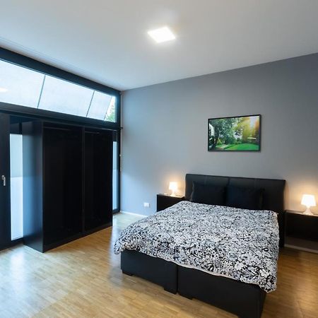 Proapartment Basel Luaran gambar